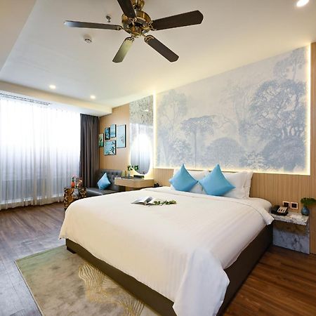 Cicilia City Hotel Saigon Center Ho Či Minovo Město Exteriér fotografie